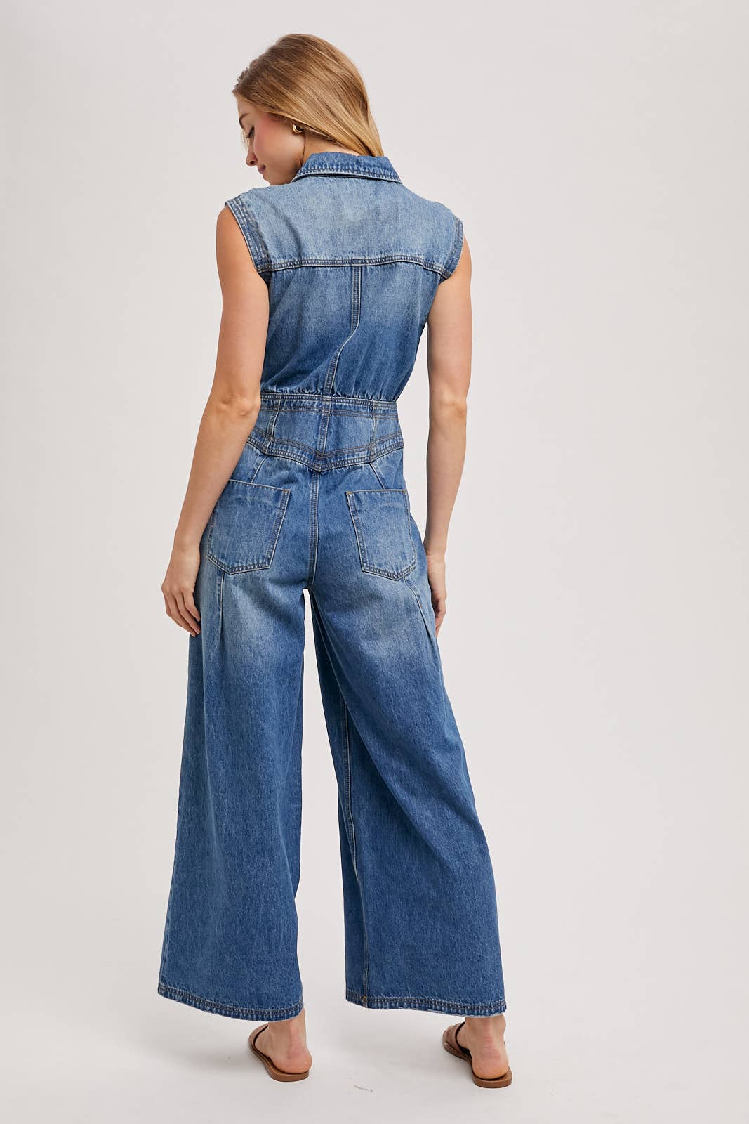 DENIM SLEEVELESS SHIRT JUMPSUIT: MED.WASH
