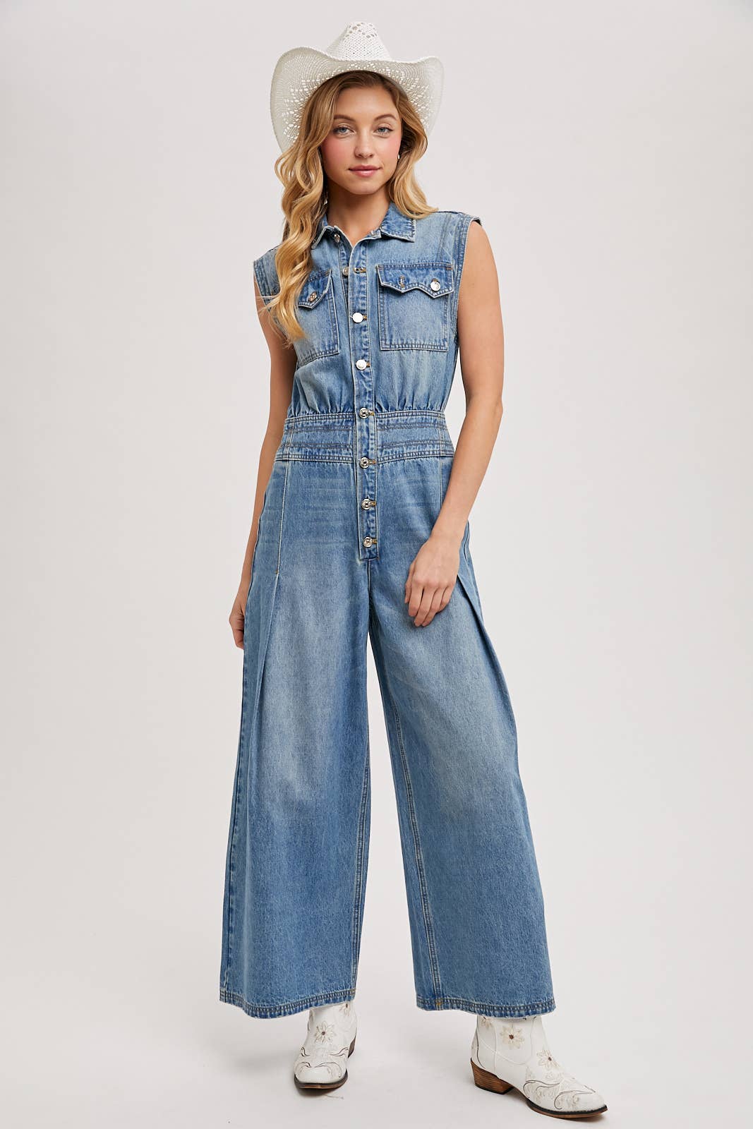 DENIM SLEEVELESS SHIRT JUMPSUIT: MED.WASH